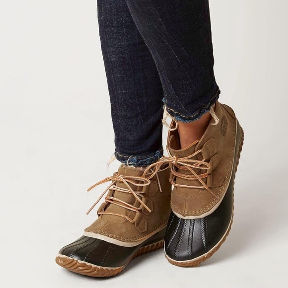 Sorel Shoes - Sorel Out & About Leather Boots, size 9
